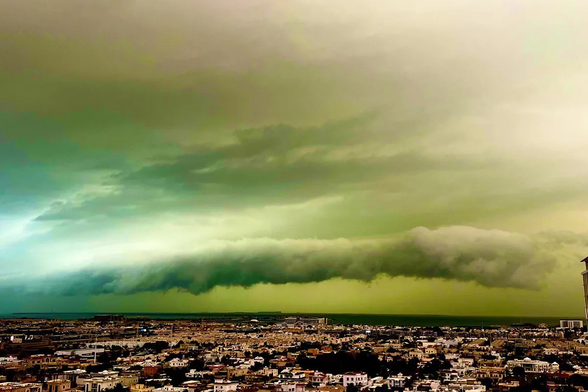 Storm i Dubai: så påverkar det trafiken