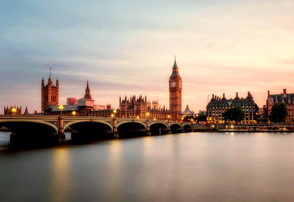 Läs mer om artikeln Världsutställningarnas historia – från London 1851 till idag